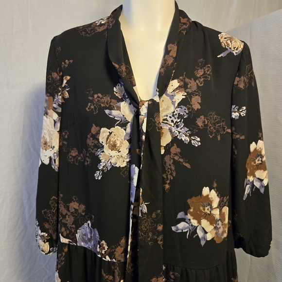 Everly Dress -‎ Size Small - Picture 2 of 4